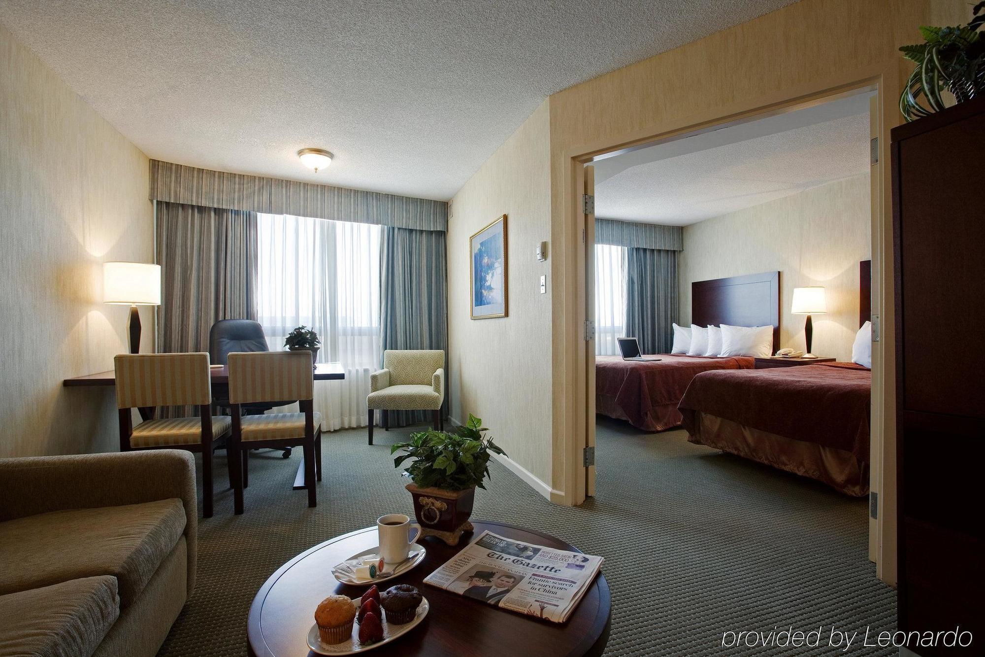 Embassy Suites By Hilton Montreal Airport Pointe-Claire Rum bild